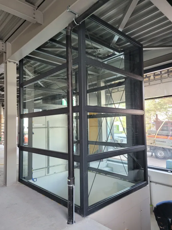 Cage d’ascenseur - 2
