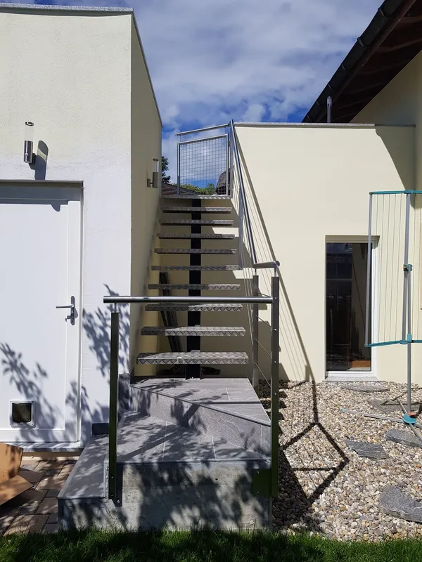 Escalier limon central - 0