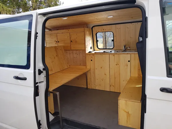 Bus VW T6 - 1